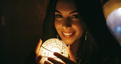 Nostradamus Descendant Issues Predictions for 2026